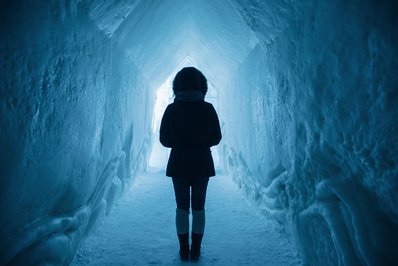 爱伊梦雪 第12页